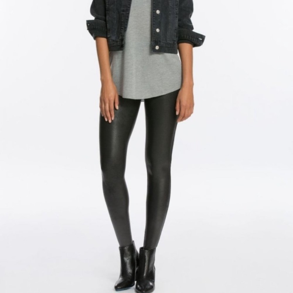 New Without Tags Spanx Faux Leather Legging Black M